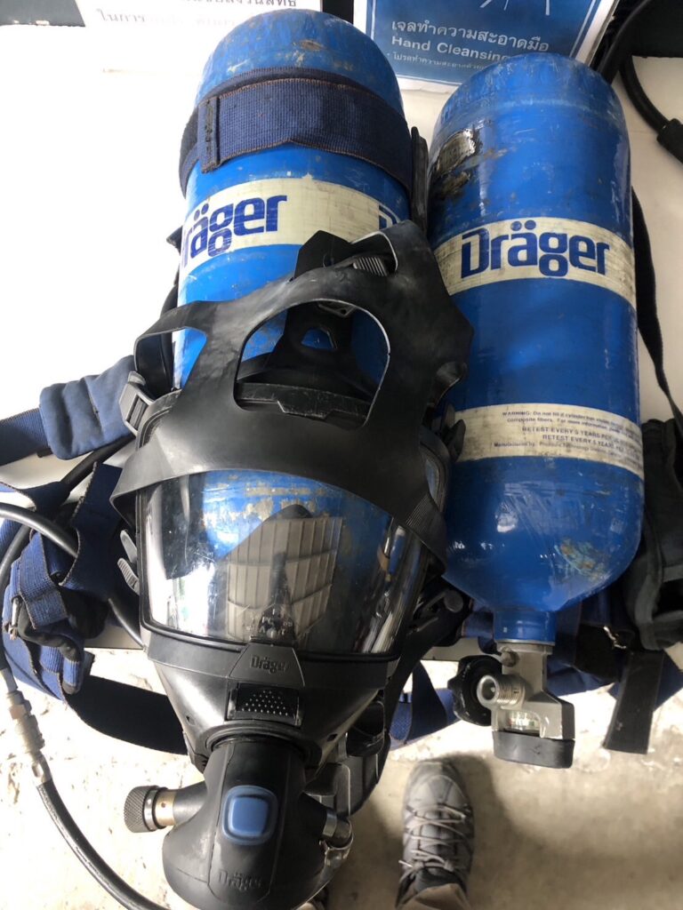 บริการ เช่า ชุดดับเพลิง และ S.C.B.A. พร้อมอุปกรณ์ความปลอดภัยทุกชนิด